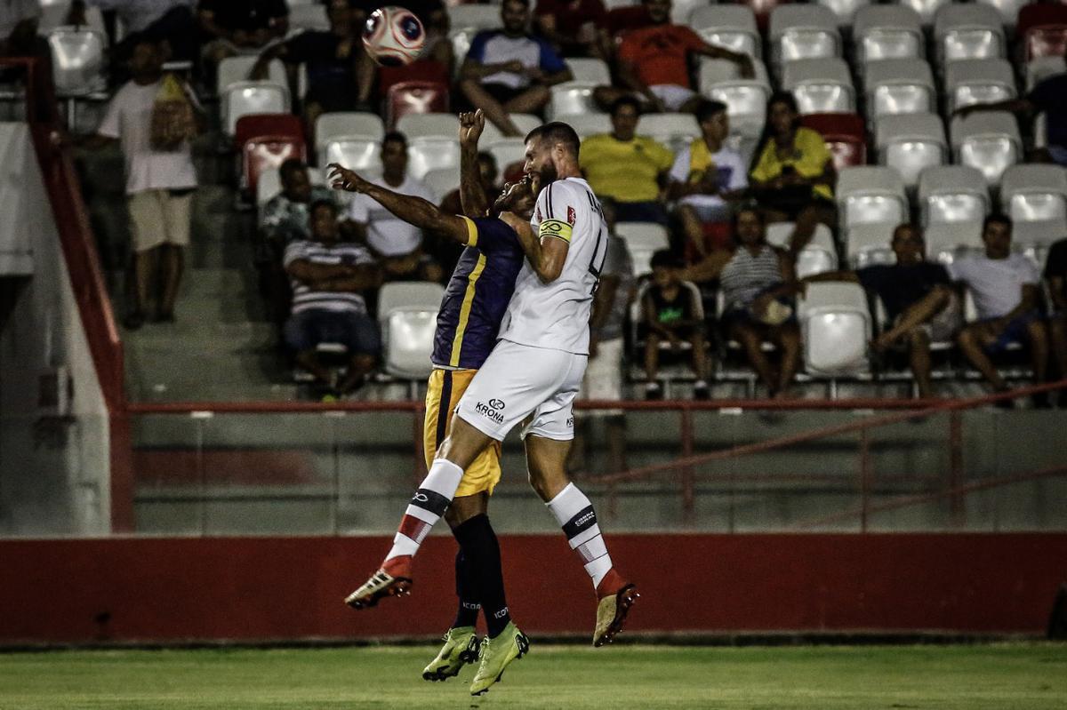 Tricolor conseguiu a virada apenas no segundo tempo contra o Retr