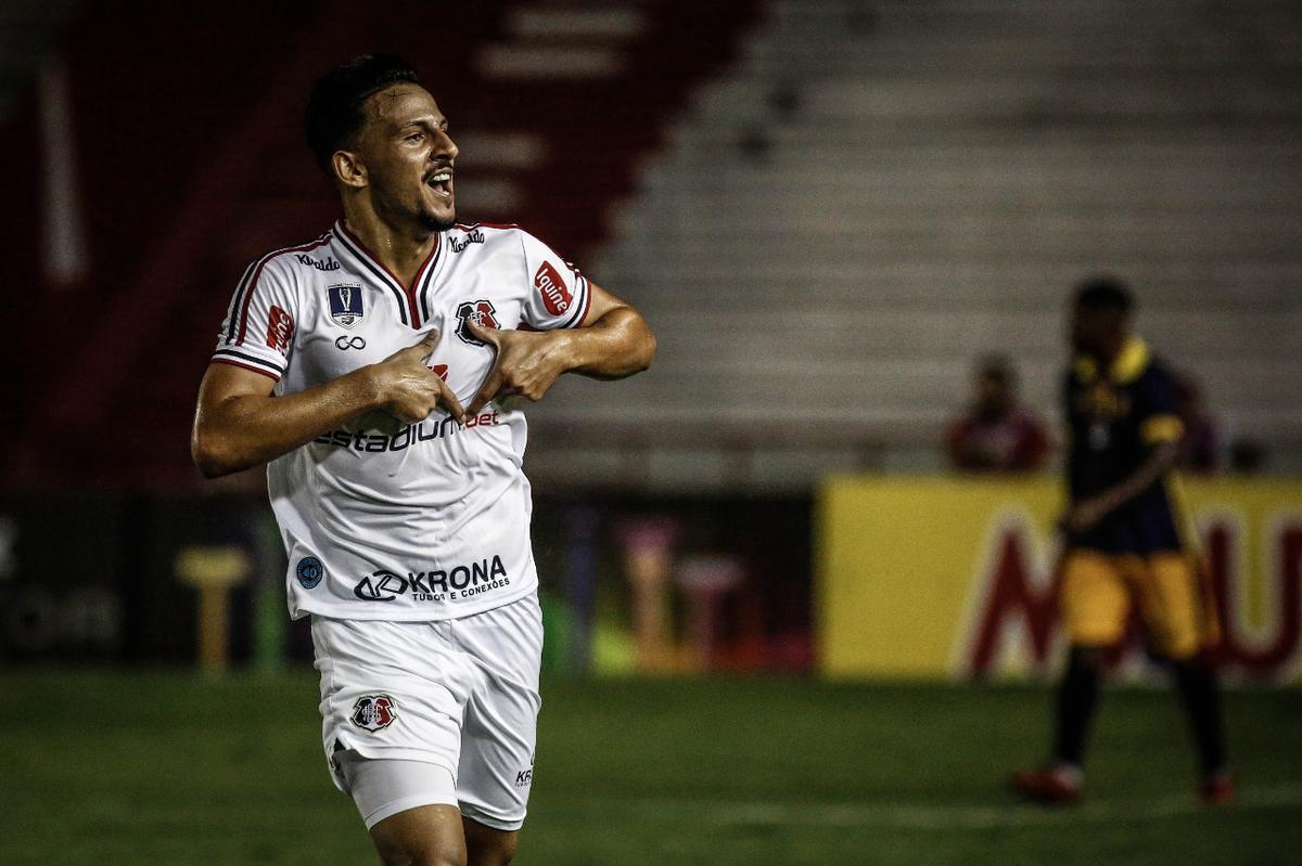Tricolor conseguiu a virada apenas no segundo tempo contra o Retr