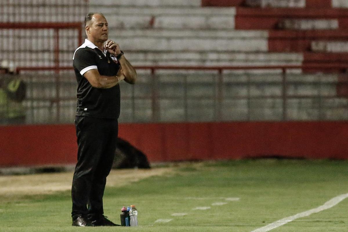 Em partida disputada nos Aflitos, Nutico faz estreia no Nordesto 2020 contra o River-PI, que  comandado por Mrcio Goiano, tcnico que antecedeu Gilmar Dal Pozzo no Timbu