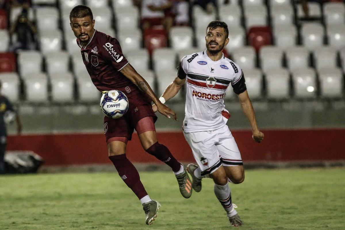 No final, Salatiel errou a cobrana que poderia dar a vitria para o Nutico