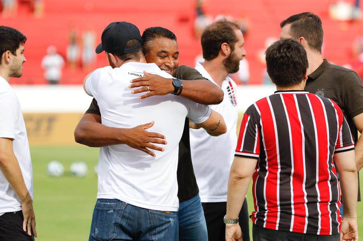 Santa Cruz e Bahia se enfrentaram no Arruda e empataram sem gols na estreia da Copa do Nordeste, em jogo que foi recheado de homenagens a Tiago Cardoso