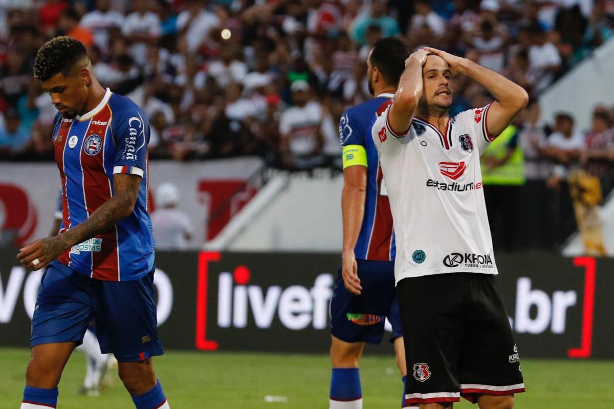 Santa Cruz e Bahia se enfrentaram no Arruda e empataram sem gols na estreia da Copa do Nordeste, em jogo que foi recheado de homenagens a Tiago Cardoso