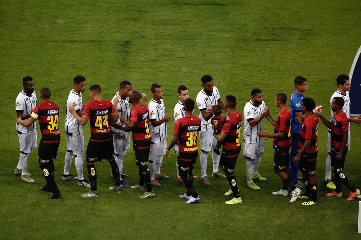 Equipes se enfrentaram na Arena pela terceira rodada do Campeonato Pernambucano
