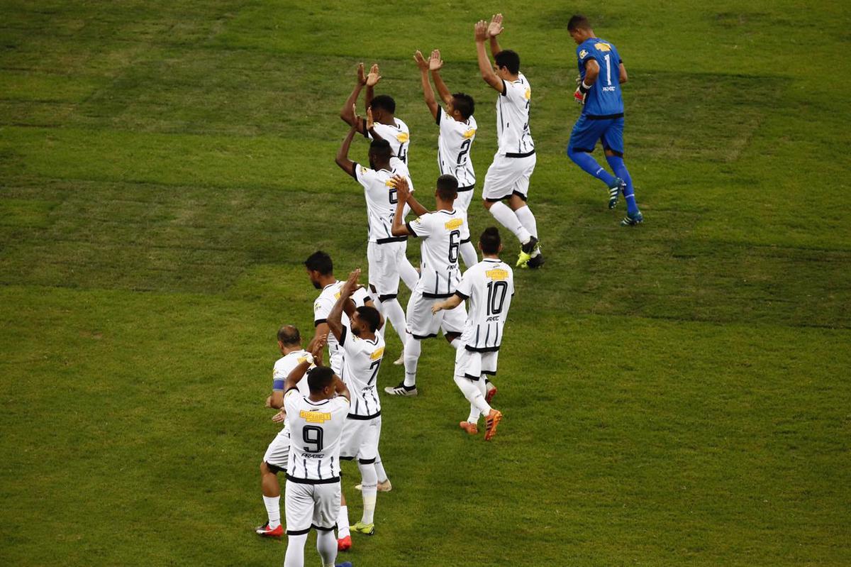 Equipes se enfrentaram na Arena pela terceira rodada do Campeonato Pernambucano