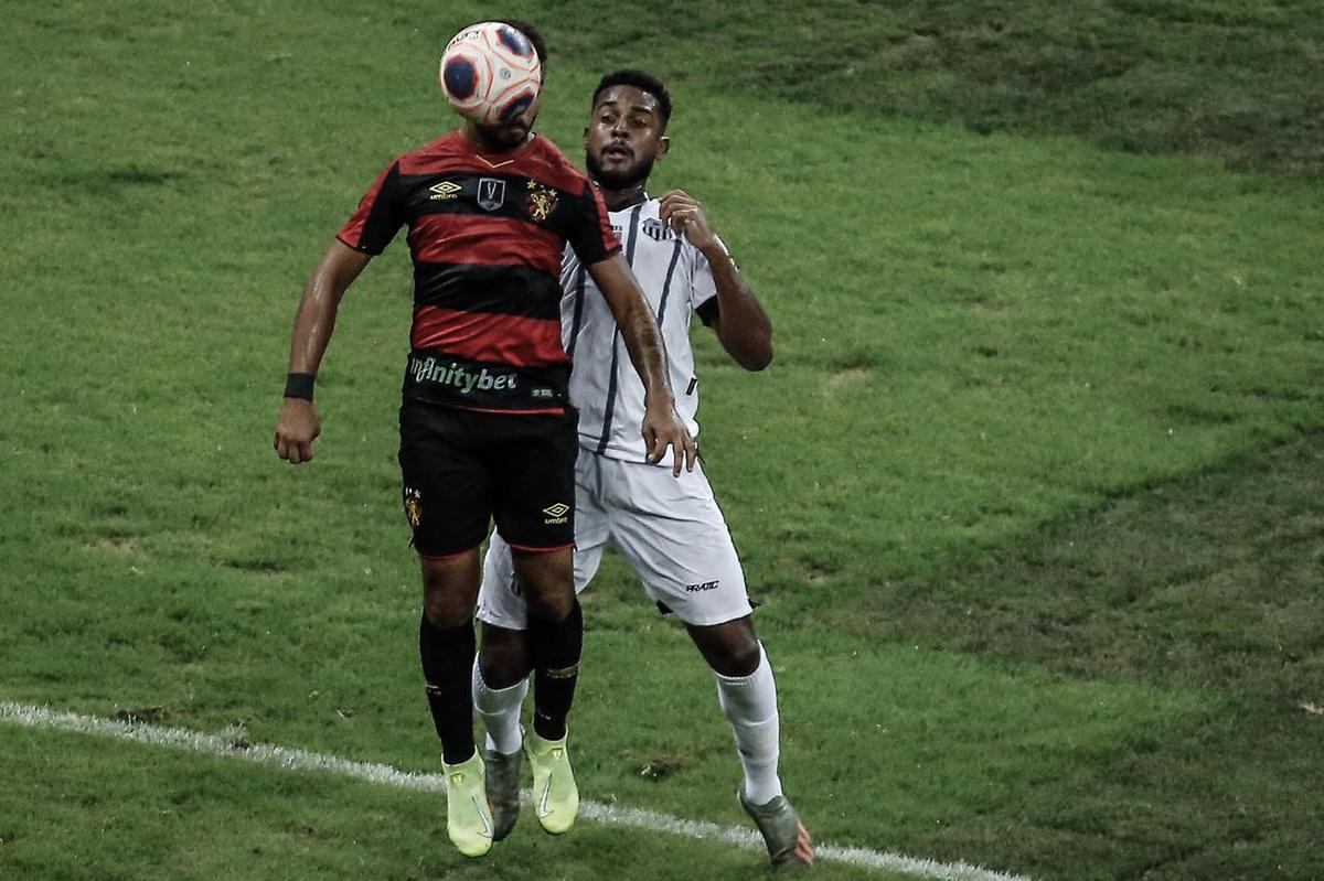 Equipes se enfrentaram na Arena pela terceira rodada do Campeonato Pernambucano