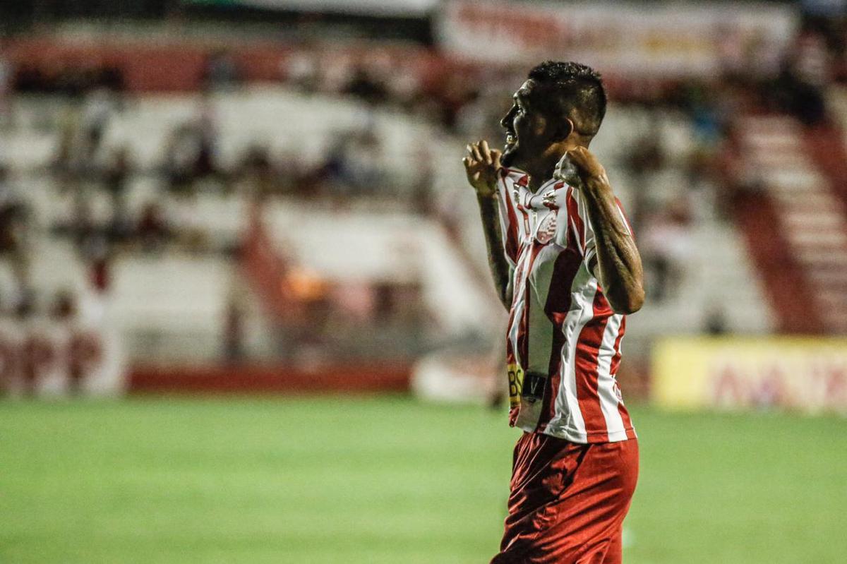Kieza retorna ao time titular do Nutico em sua terceira passagem marcando gols na goleada do Timbu diante do Deciso Bonito, pela 3 rodada do Campeonato Pernambucano