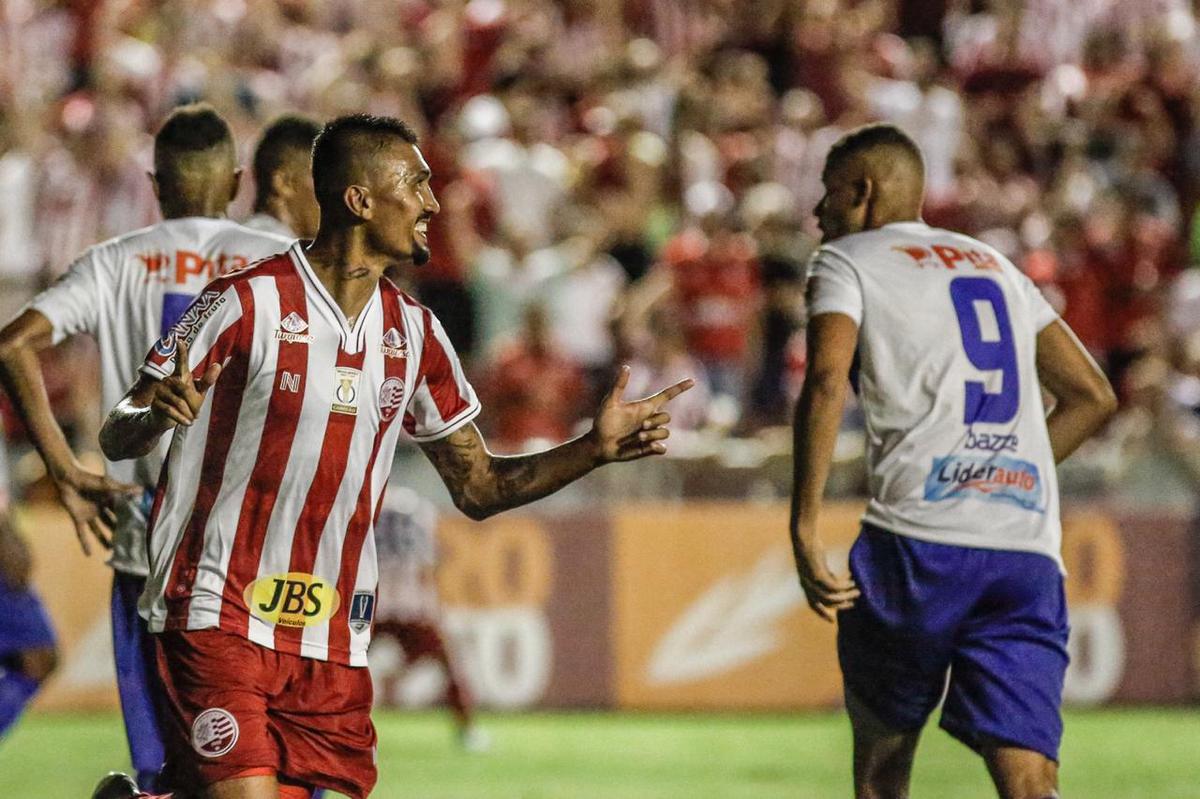 Kieza retorna ao time titular do Nutico em sua terceira passagem marcando gols na goleada do Timbu diante do Deciso Bonito, pela 3 rodada do Campeonato Pernambucano