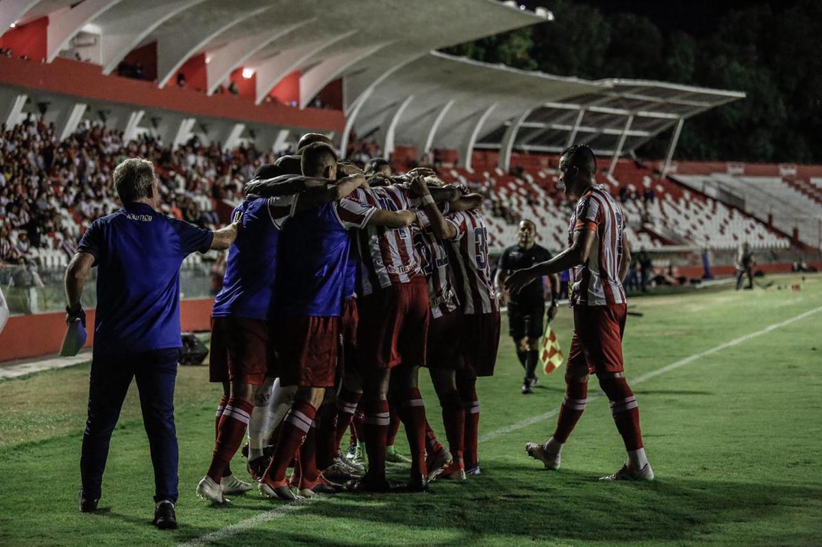 Kieza retorna ao time titular do Nutico em sua terceira passagem marcando gols na goleada do Timbu diante do Deciso Bonito, pela 3 rodada do Campeonato Pernambucano