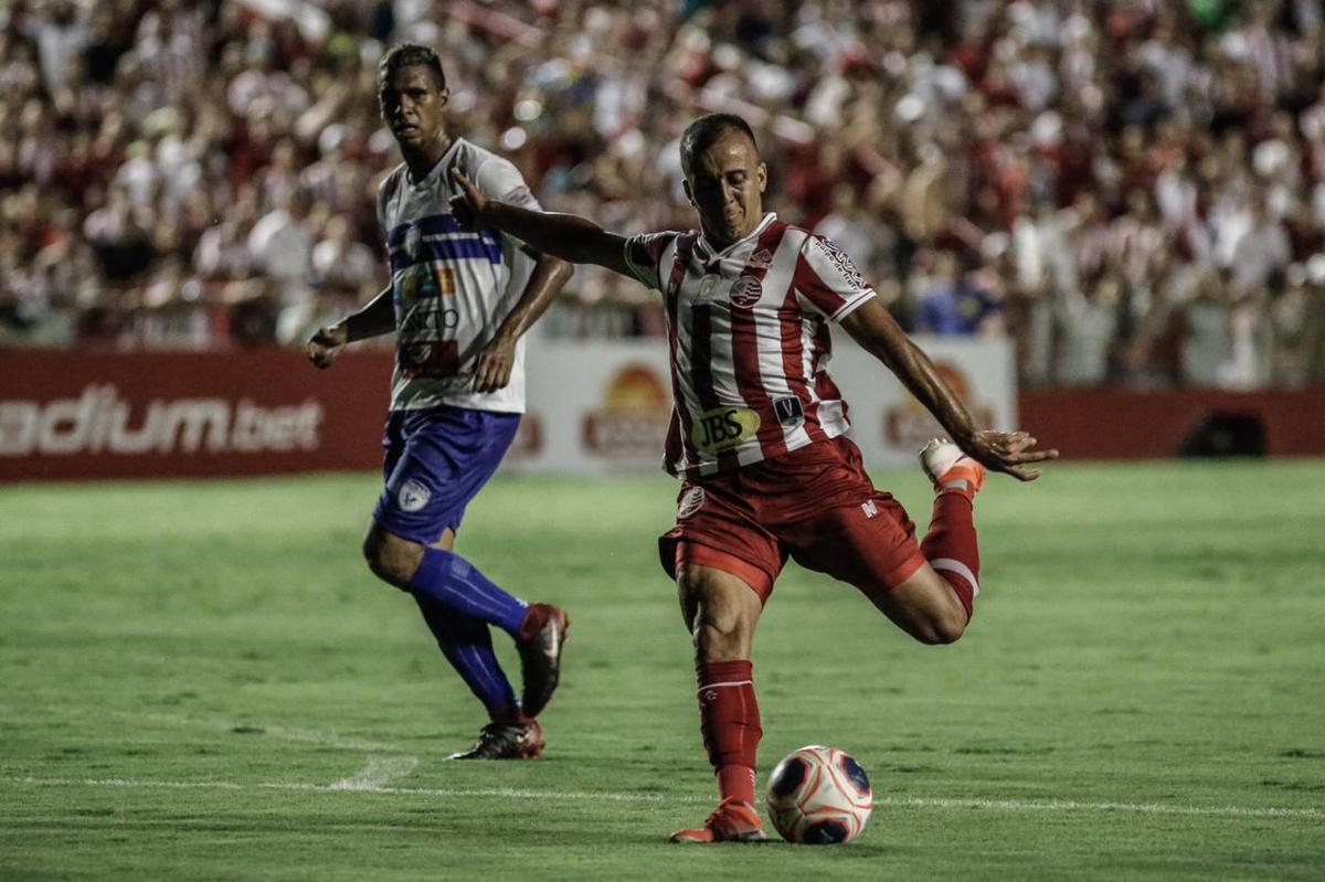 Kieza retorna ao time titular do Nutico em sua terceira passagem marcando gols na goleada do Timbu diante do Deciso Bonito, pela 3 rodada do Campeonato Pernambucano