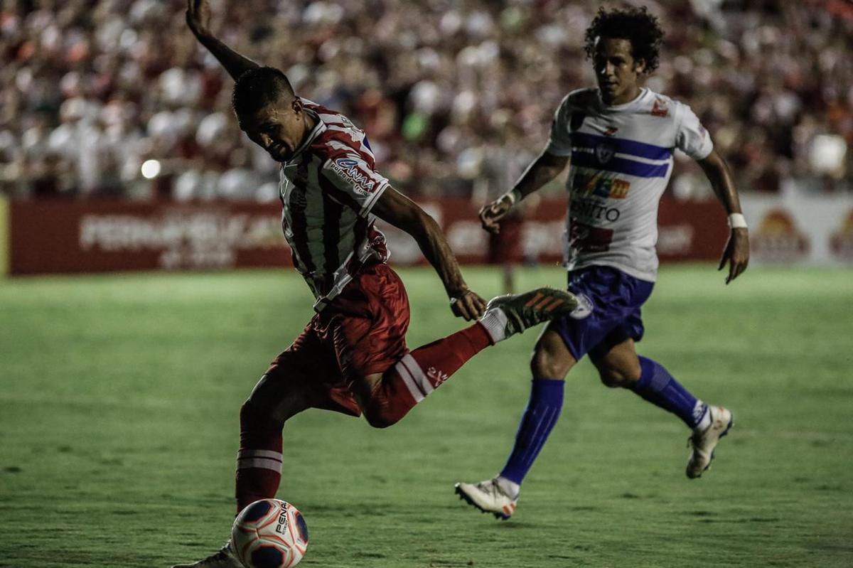 Kieza retorna ao time titular do Nutico em sua terceira passagem marcando gols na goleada do Timbu diante do Deciso Bonito, pela 3 rodada do Campeonato Pernambucano