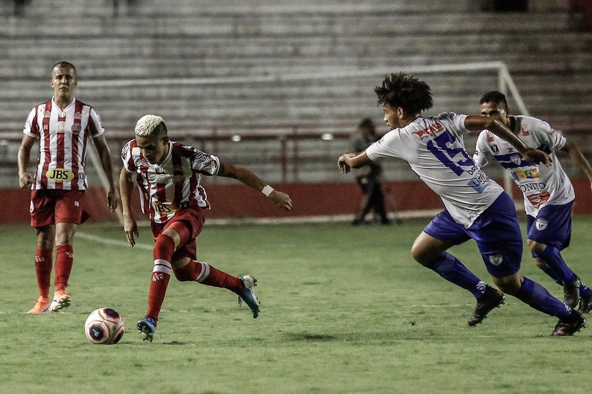 Kieza retorna ao time titular do Nutico em sua terceira passagem marcando gols na goleada do Timbu diante do Deciso Bonito, pela 3 rodada do Campeonato Pernambucano