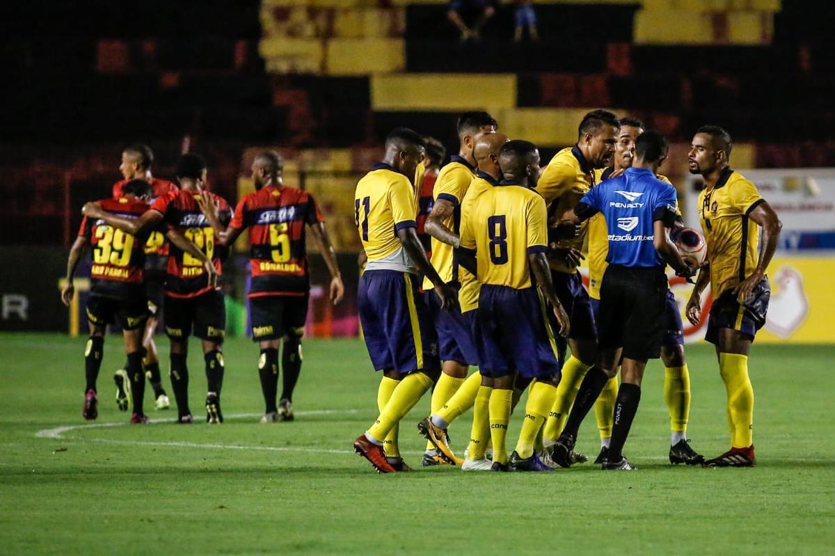O Sport recebeu o Retr FC em jogo adiantado da 5 rodada do Campeonato Pernambucano. A partida marcou a estreia da Ilha do Retiro na temporada 2020