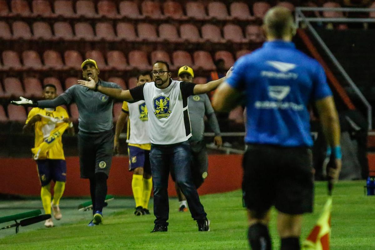 O Sport recebeu o Retr FC em jogo adiantado da 5 rodada do Campeonato Pernambucano. A partida marcou a estreia da Ilha do Retiro na temporada 2020