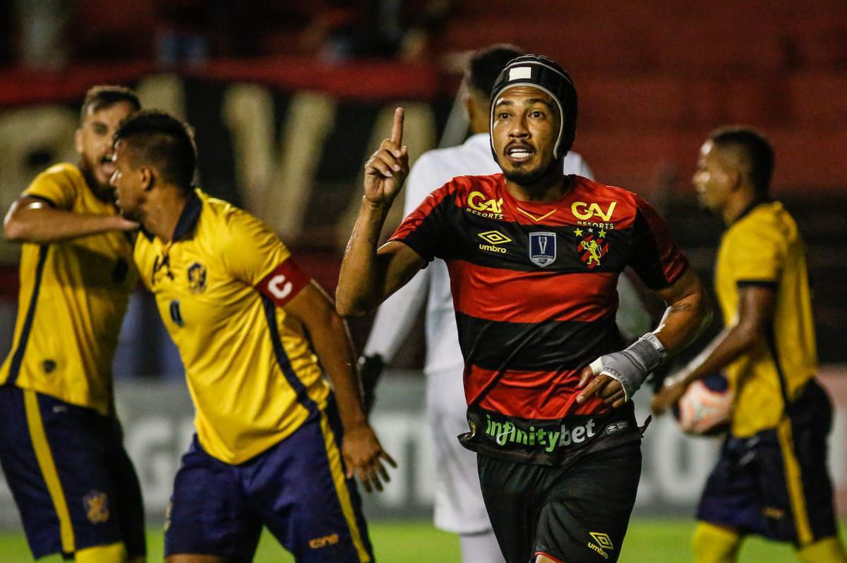 O Sport recebeu o Retr FC em jogo adiantado da 5 rodada do Campeonato Pernambucano. A partida marcou a estreia da Ilha do Retiro na temporada 2020