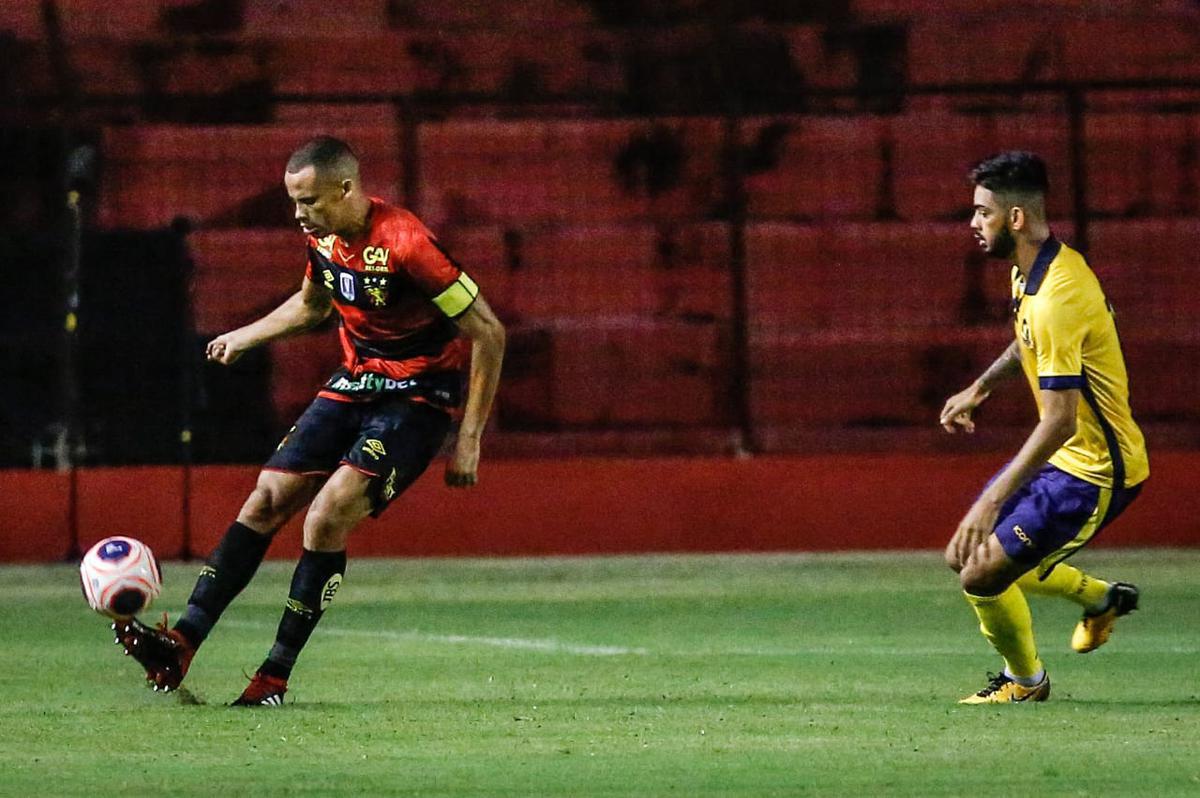 O Sport recebeu o Retr FC em jogo adiantado da 5 rodada do Campeonato Pernambucano. A partida marcou a estreia da Ilha do Retiro na temporada 2020