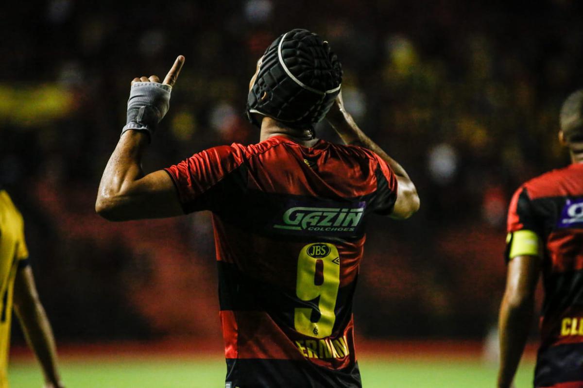 O Sport recebeu o Retr FC em jogo adiantado da 5 rodada do Campeonato Pernambucano. A partida marcou a estreia da Ilha do Retiro na temporada 2020