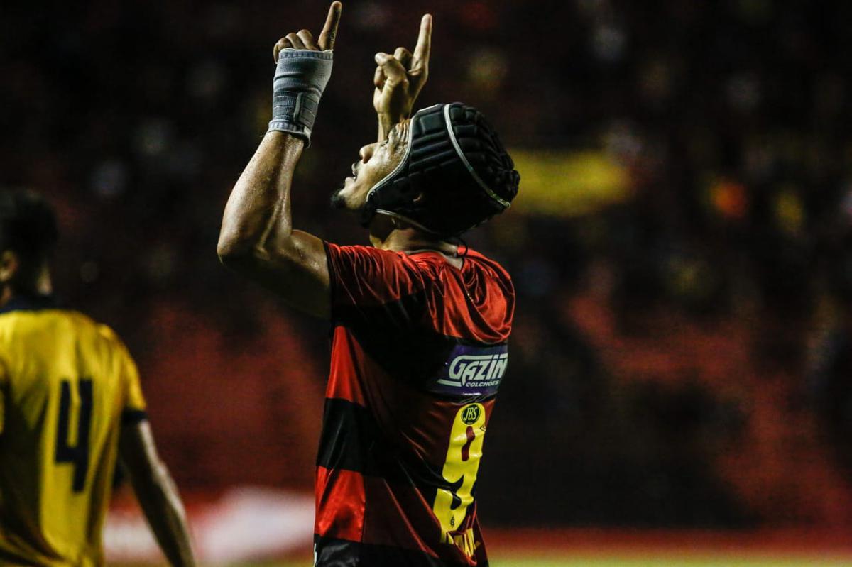 O Sport recebeu o Retr FC em jogo adiantado da 5 rodada do Campeonato Pernambucano. A partida marcou a estreia da Ilha do Retiro na temporada 2020