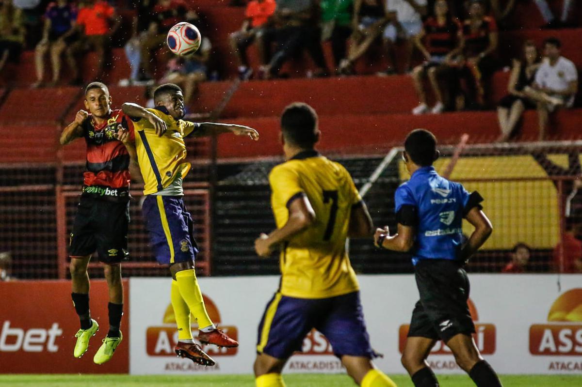O Sport recebeu o Retr FC em jogo adiantado da 5 rodada do Campeonato Pernambucano. A partida marcou a estreia da Ilha do Retiro na temporada 2020