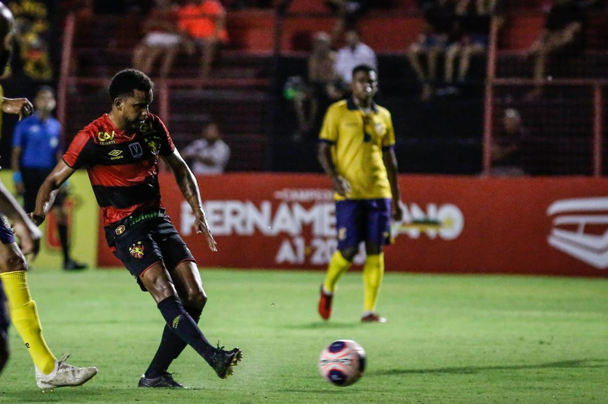 O Sport recebeu o Retr FC em jogo adiantado da 5 rodada do Campeonato Pernambucano. A partida marcou a estreia da Ilha do Retiro na temporada 2020