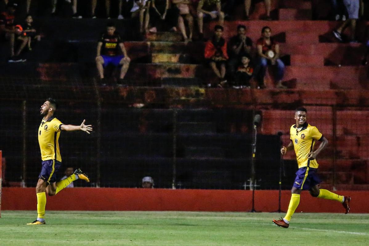 O Sport recebeu o Retr FC em jogo adiantado da 5 rodada do Campeonato Pernambucano. A partida marcou a estreia da Ilha do Retiro na temporada 2020