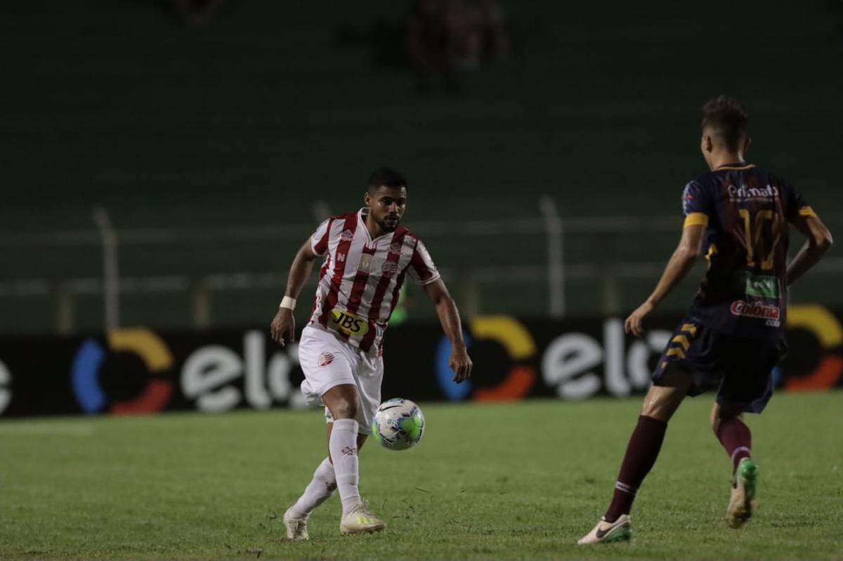 Timbu venceu a equipe paranaense fora de casa com gols de Jean Carlos e Matheus Carvalho
