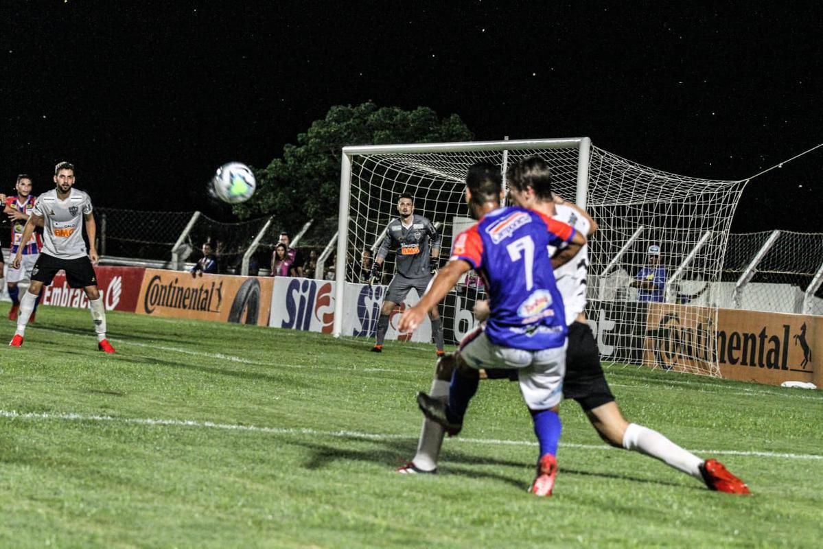 Fotos: Bruno Cantini-Agncia Galo-Atltico / Fotos: Cludio Gomes- Estdio ISO-Afogados