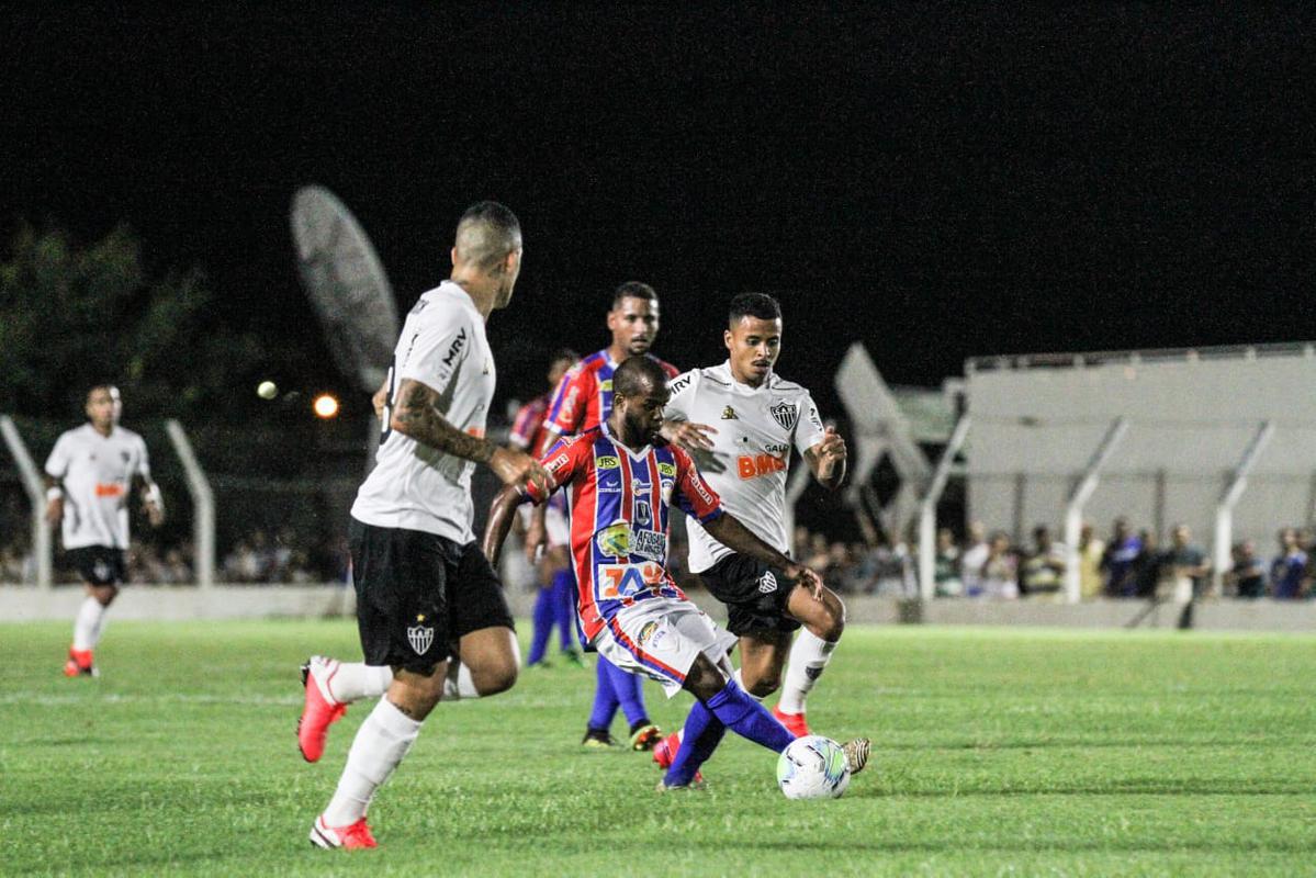 Fotos: Bruno Cantini-Agncia Galo-Atltico / Fotos: Cludio Gomes- Estdio ISO-Afogados