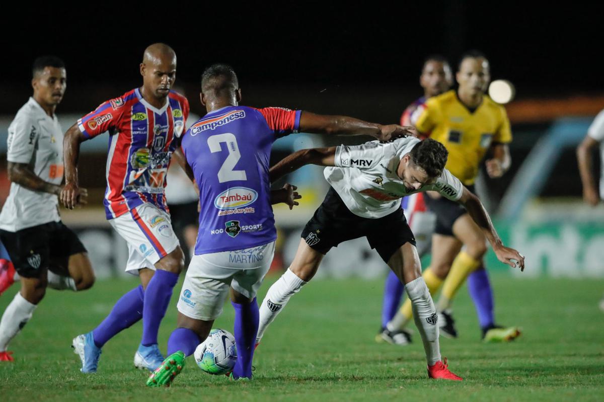 Fotos: Bruno Cantini-Agncia Galo-Atltico / Fotos: Cludio Gomes- Estdio ISO-Afogados