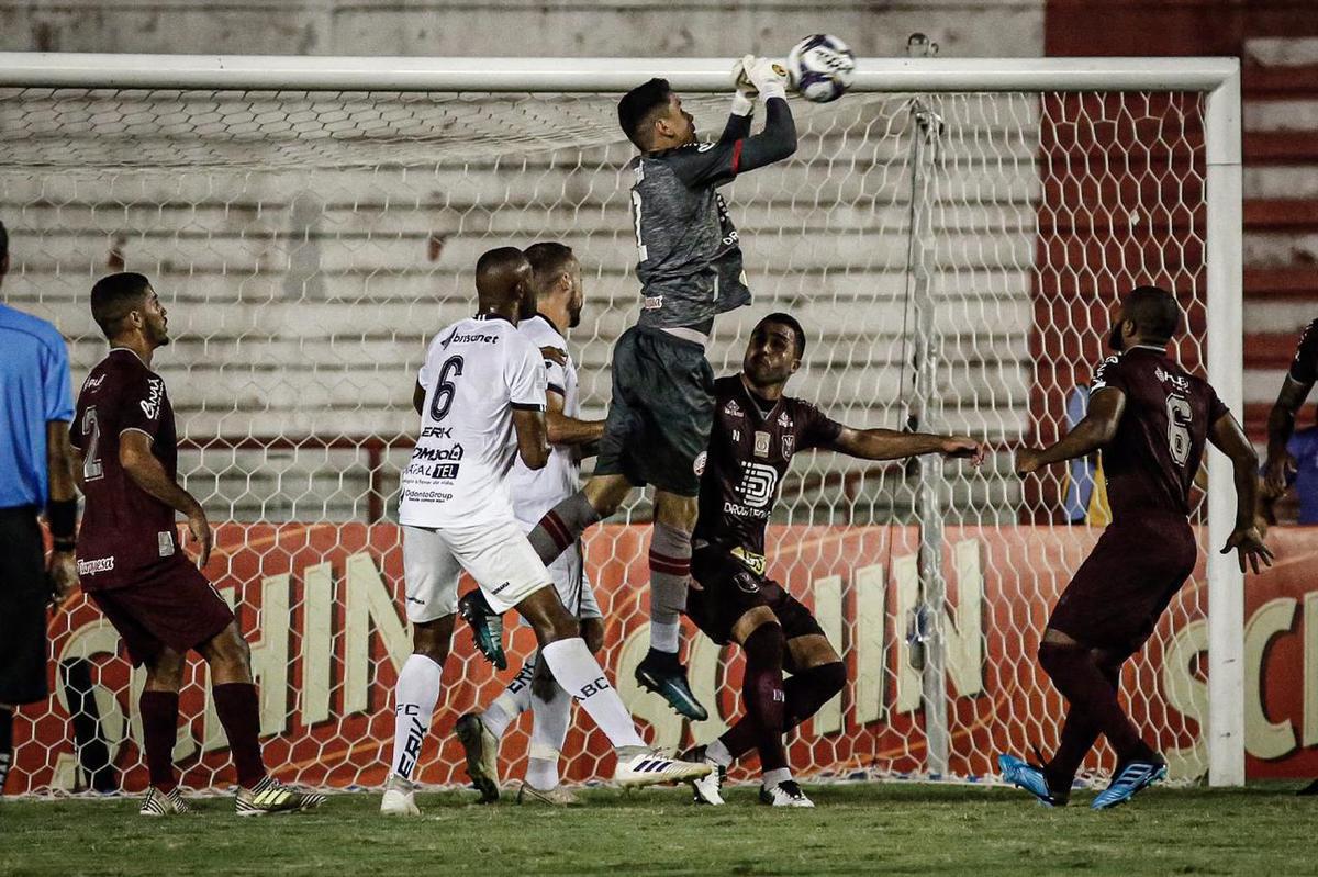 Em jogo vlido pela 5 rodada da Copa do Nordeste, o Nutico recebeu o ABC, nos Aflitos, buscando encaminhar a classificao para a segunda fase do torneio regional