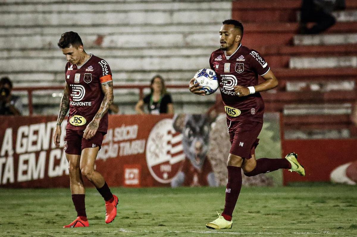 Em jogo vlido pela 5 rodada da Copa do Nordeste, o Nutico recebeu o ABC, nos Aflitos, buscando encaminhar a classificao para a segunda fase do torneio regional