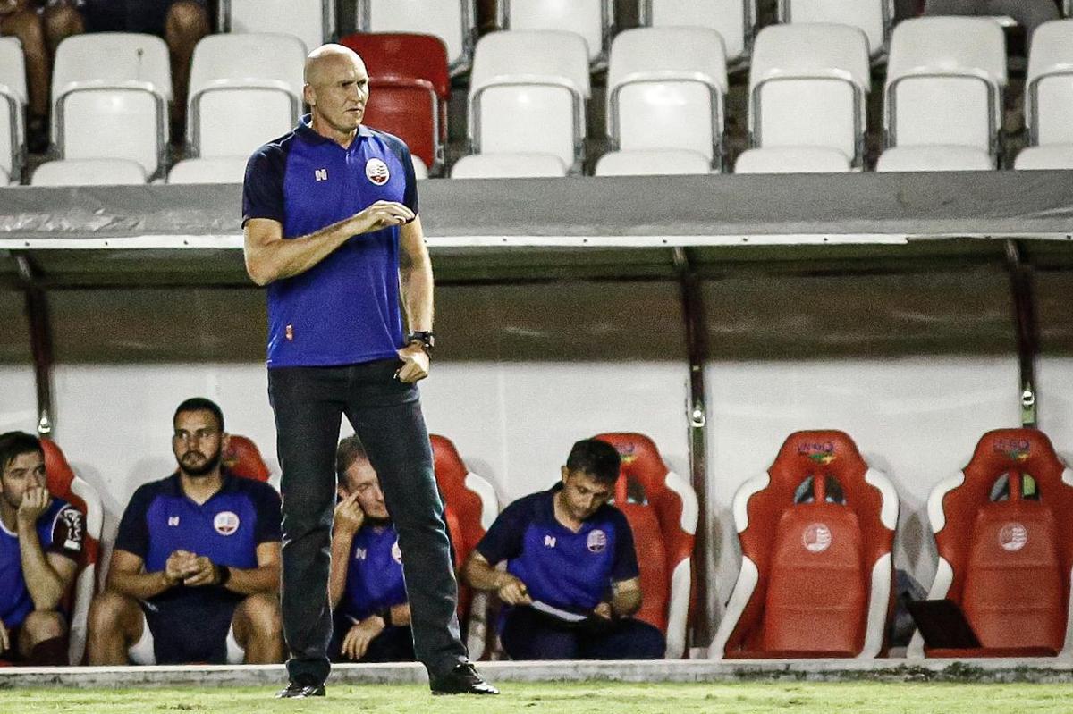 Em jogo vlido pela 5 rodada da Copa do Nordeste, o Nutico recebeu o ABC, nos Aflitos, buscando encaminhar a classificao para a segunda fase do torneio regional