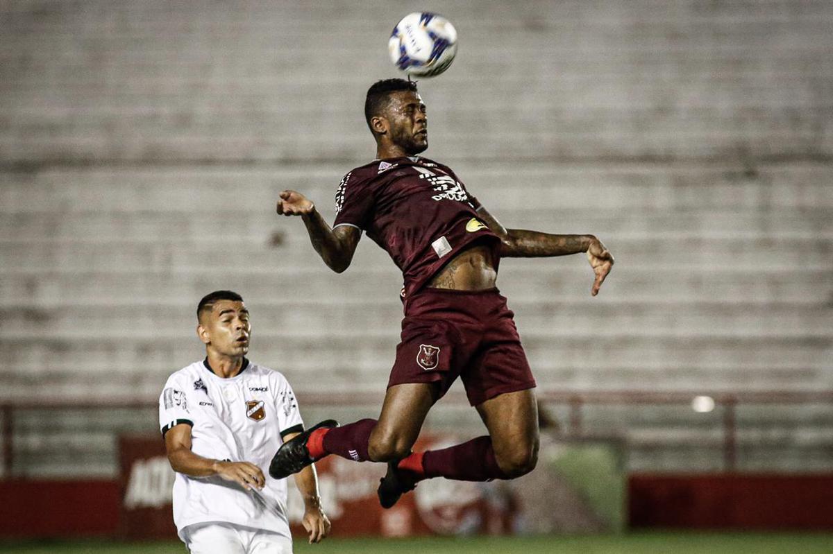 Em jogo vlido pela 5 rodada da Copa do Nordeste, o Nutico recebeu o ABC, nos Aflitos, buscando encaminhar a classificao para a segunda fase do torneio regional