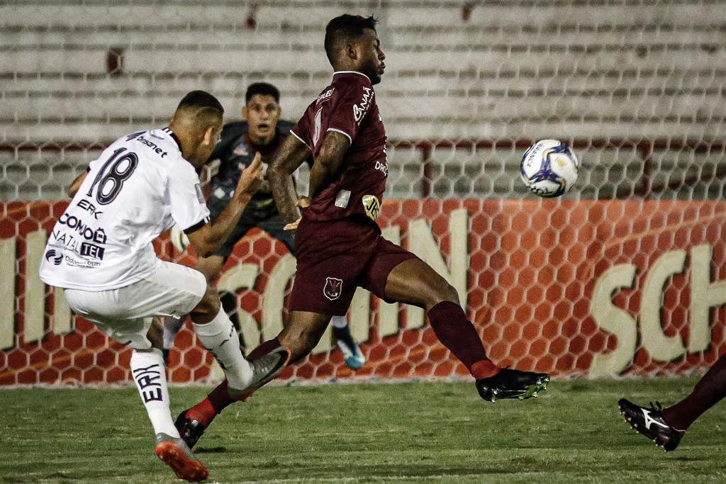 Em jogo vlido pela 5 rodada da Copa do Nordeste, o Nutico recebeu o ABC, nos Aflitos, buscando encaminhar a classificao para a segunda fase do torneio regional