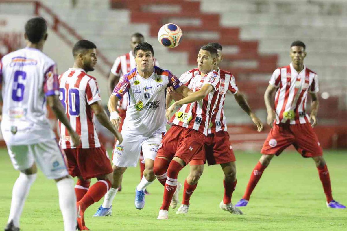 No dia 10 de fevereiro, os alvirrubros encararam o Afogados, pelo Pernambucano. O jogo, realizado nos Aflitos, terminou empatado com um gol para cada lado 