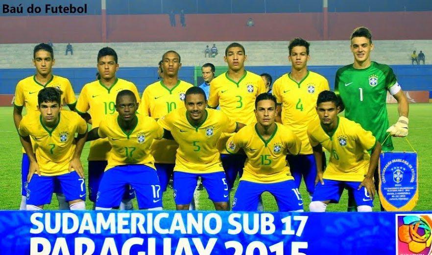 Em 2015, no Paraguai, Adryelson foi campeo sul-americano sub-17 com a seleo brasileira. Na campanha, inclusive, marcou um gol, diante da Venezuela.