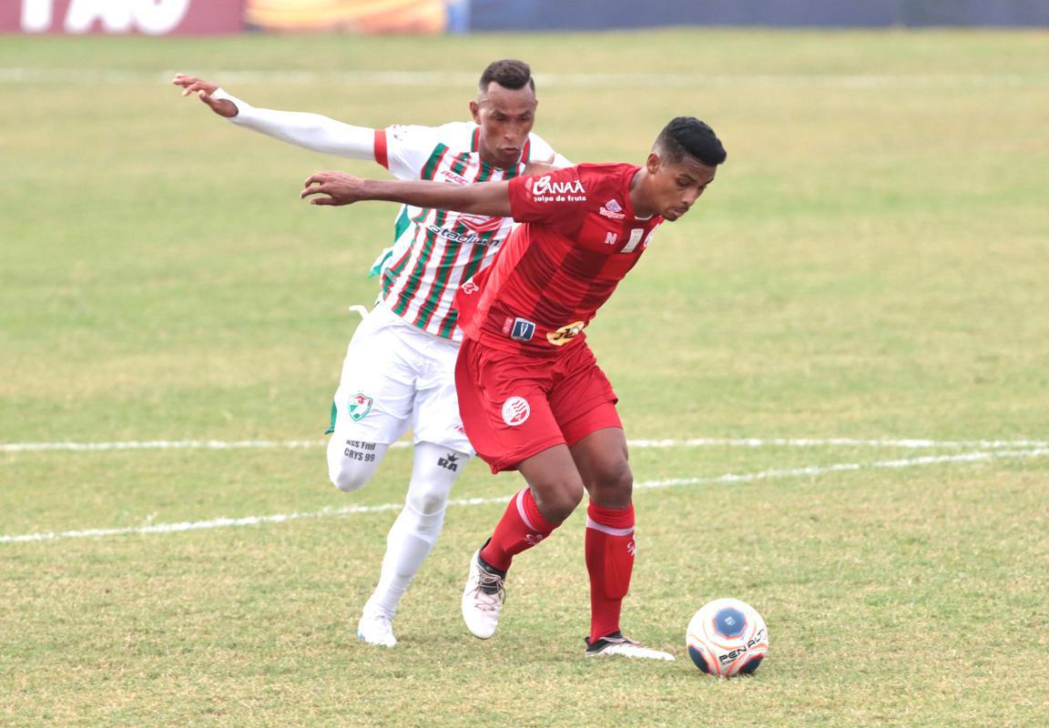 Com gols de Thiago e Jorge Henrique, Timbu venceu o Carcar no Serto do estado