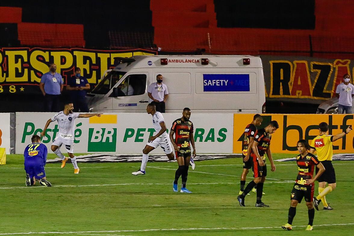 Buscando voltar a vencer na Srie A, Sport recebeu o Botafogo, na Ilha do Retiro, em partida vlida pela 15 rodada da Srie A do Campeonato Brasileiro.