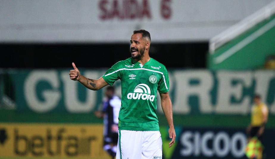 Atacante Anselmo Ramon marcou seis gols em 18 jogos na Série B pela Chapecoense