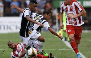 Central 0x0 N�utico (primeira final - 1/4/2018) - No jogo de ida da final in�dita, disputada pelos times de melhor campanha na competi��o (o Central tirou o Sport na semifinal), sobrou marca��o, mas faltou emo��o. Em um gramado do Lacerd�o em p�ssimo estado, as duas equipes criaram poucas chances ofensivas e deixaram a decis�o em aberto para a partida de volta, na Arena de Pernambuco. 