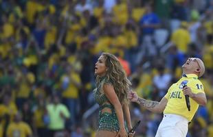 Show de Jennifer Lopez, Claudia Leitte e Pitbull na abertura da Copa do Mundo com a msica 'We Are One (Ole Ola)'