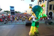 Fuleco, uruguaios e colombianos marcaram presena no Cais da Alfndega