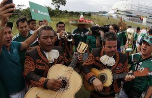 Mexicanos eram maioria no entorno da Arena Pernambuco antes da partida entre Mxico e Crocia