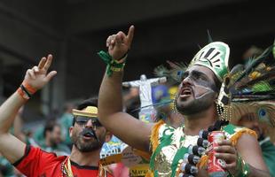 Mexicanos deram um colorido especial s arquibancadas da Arena Pernambuco