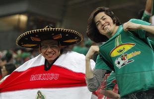 Mexicanos deram um colorido especial s arquibancadas da Arena Pernambuco