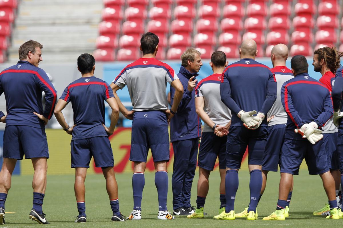 Jurgen Klinsmann comandou o ltimo treino antes da ltima rodada da fase de grupos.