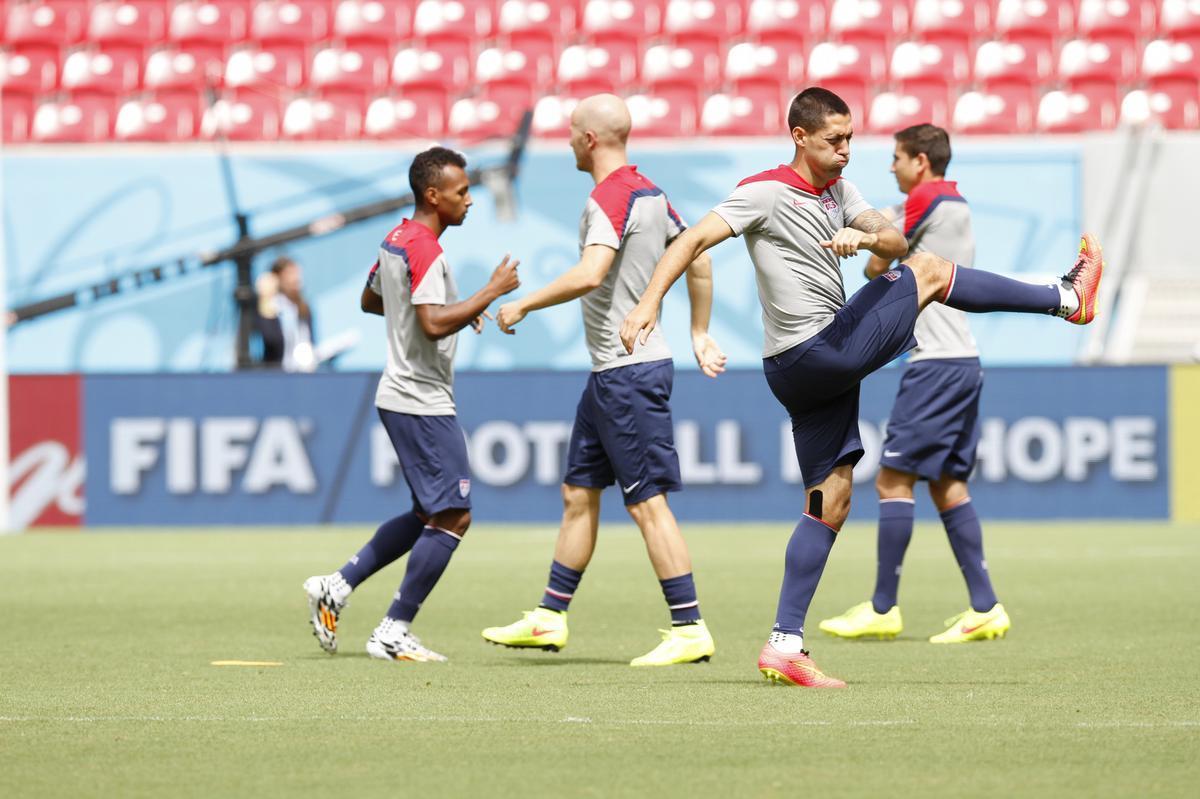 Jurgen Klinsmann comandou o ltimo treino antes da ltima rodada da fase de grupos.