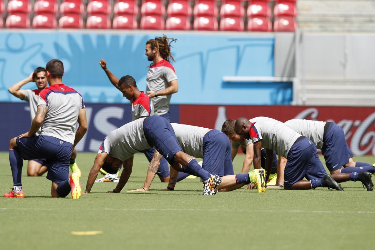 Jurgen Klinsmann comandou o ltimo treino antes da ltima rodada da fase de grupos.