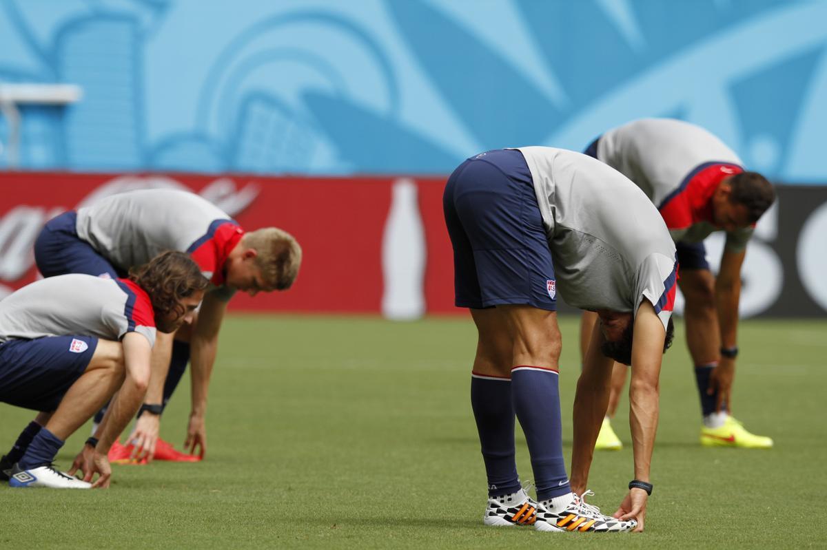 Jurgen Klinsmann comandou o ltimo treino antes da ltima rodada da fase de grupos.