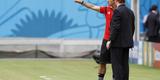 Joachim Low e comandados treinaram na tarde desta quarta-feira no Recife