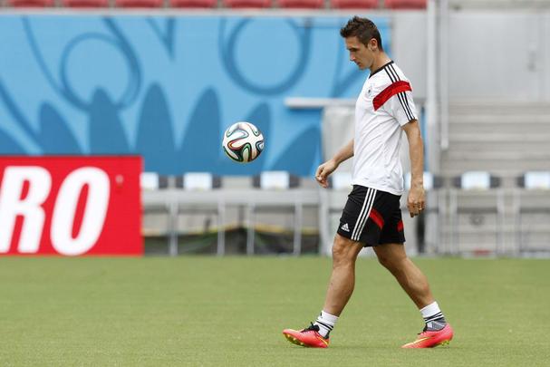 Joachim Low e comandados treinaram na tarde desta quarta-feira no Recife